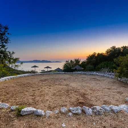 Stone Χαλικερή